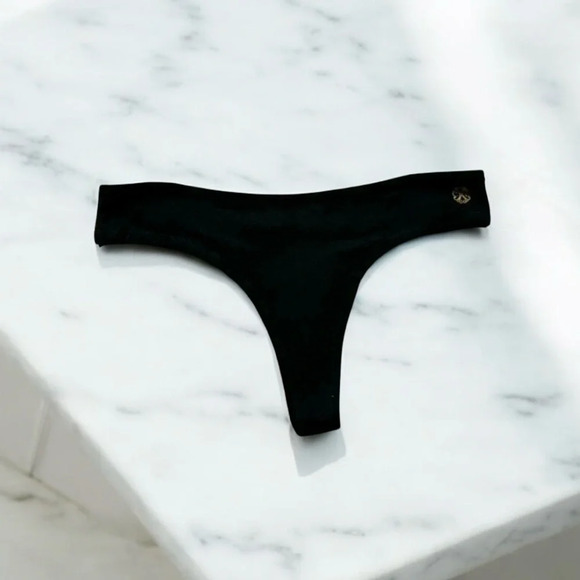🆕Christian Lacroix Thong Panties - Picture 4 of 16